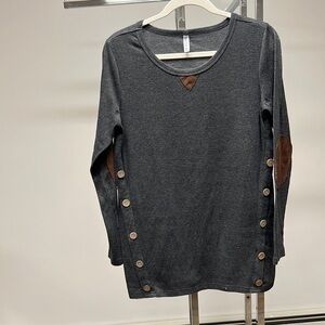 Gray long sleeve shirt with button accent and brown decor, size small